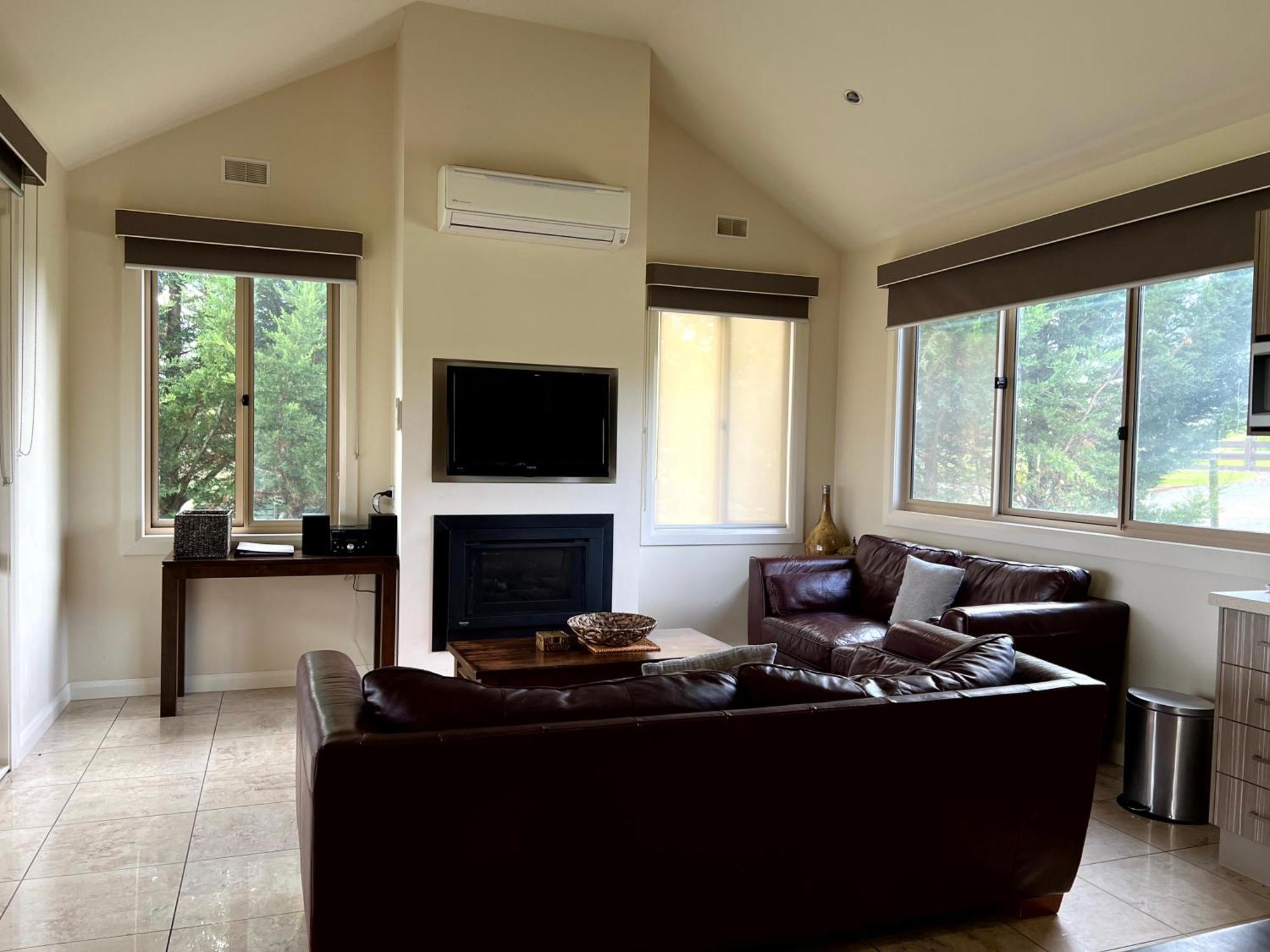 Wild Cattle Creek Estate Bed and Breakfast Wandin Yallock Εξωτερικό φωτογραφία