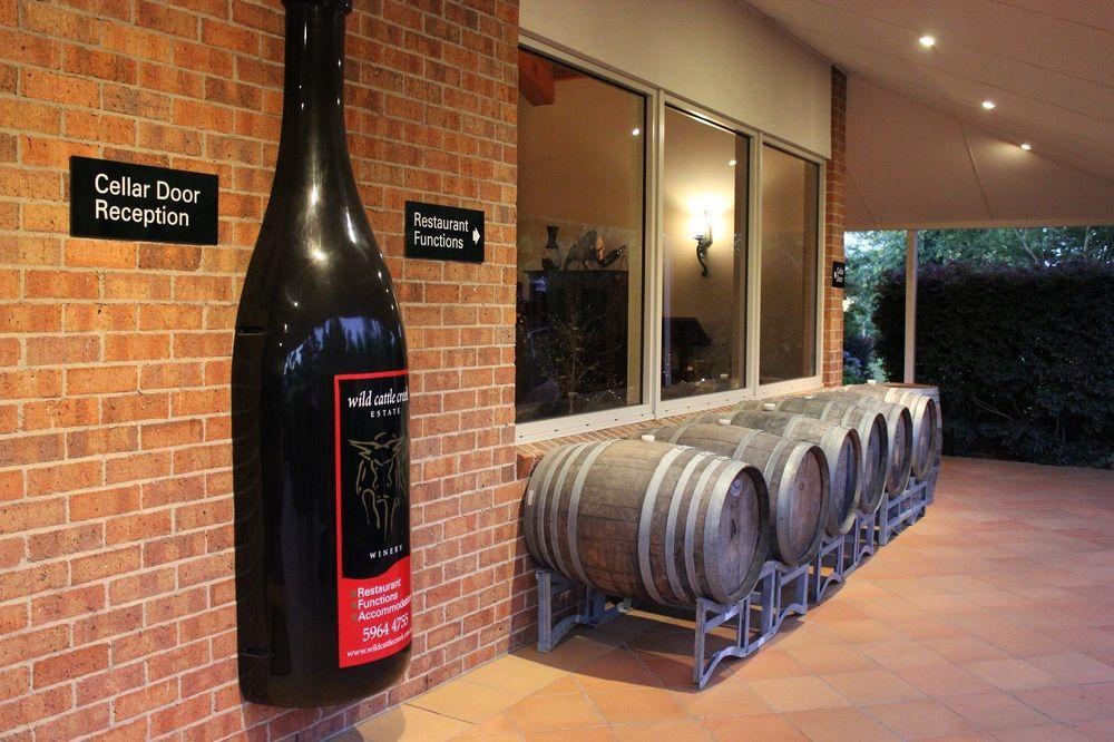 Wild Cattle Creek Estate Bed and Breakfast Wandin Yallock Εξωτερικό φωτογραφία