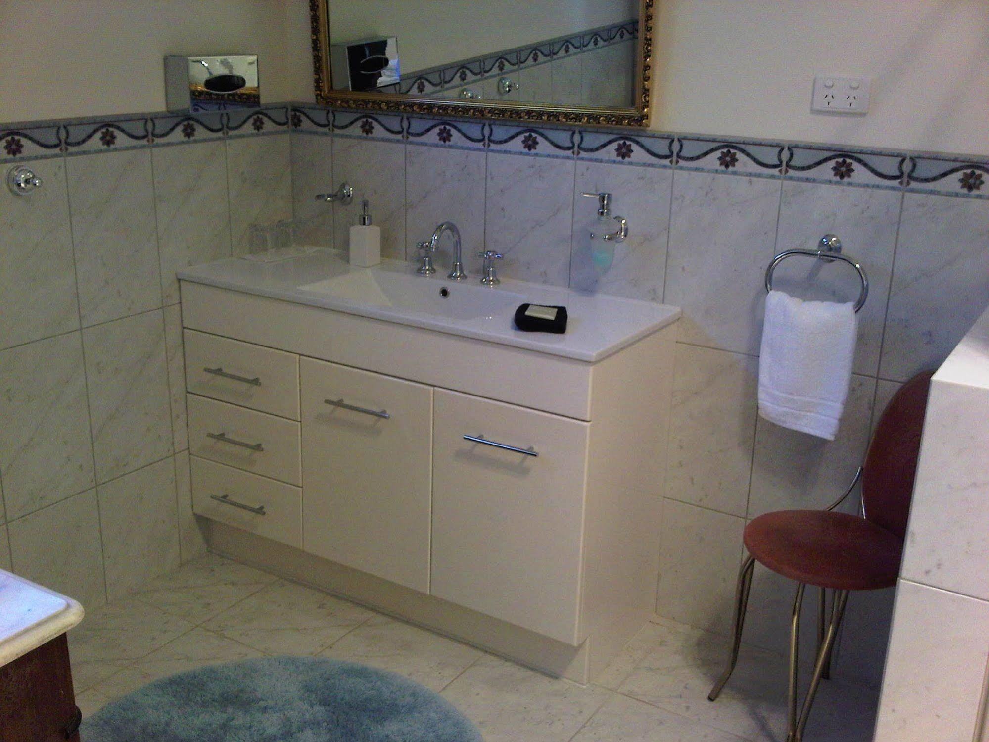 Wild Cattle Creek Estate Bed and Breakfast Wandin Yallock Εξωτερικό φωτογραφία